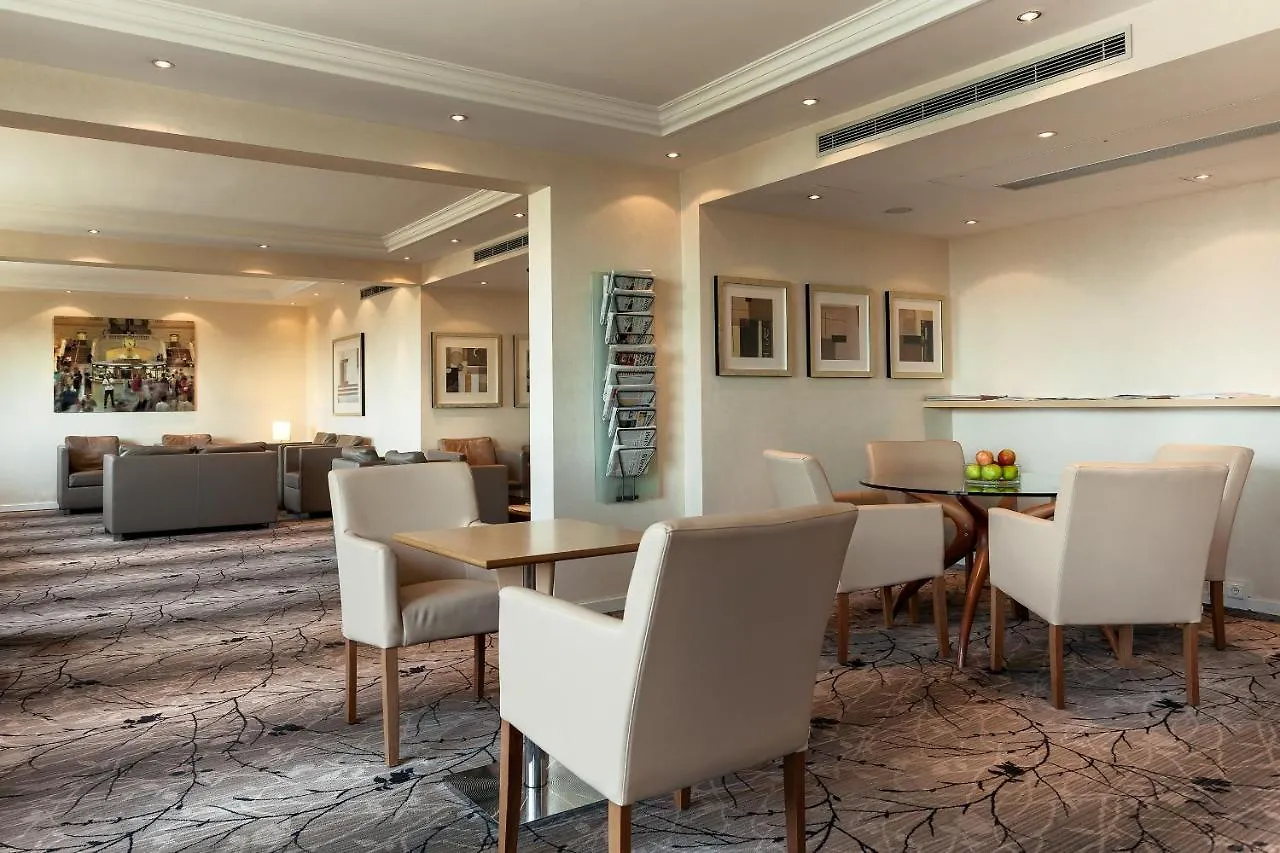 Hilton Duesseldorf Hotel