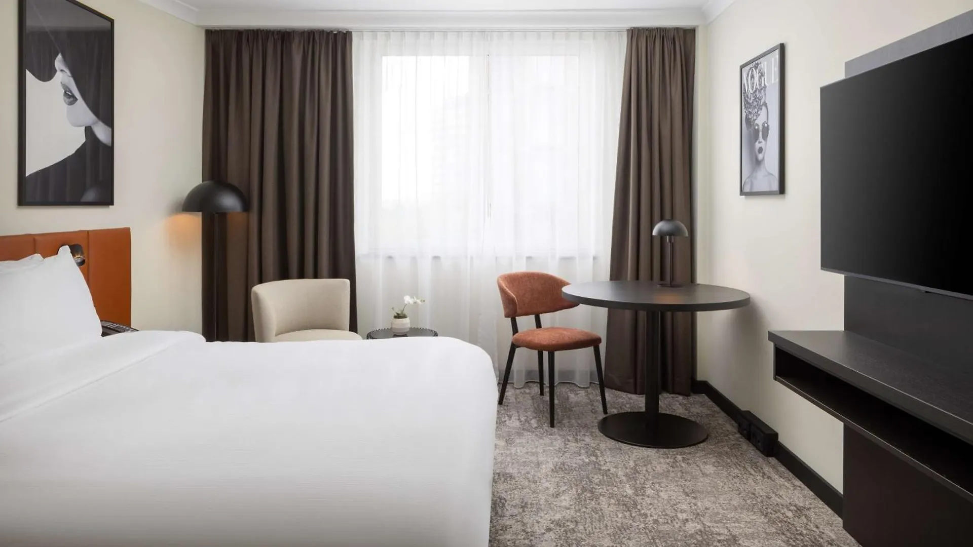 *****  Hilton Duesseldorf Hotel Germany