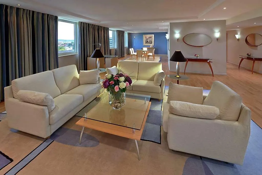Hilton Duesseldorf Hotel