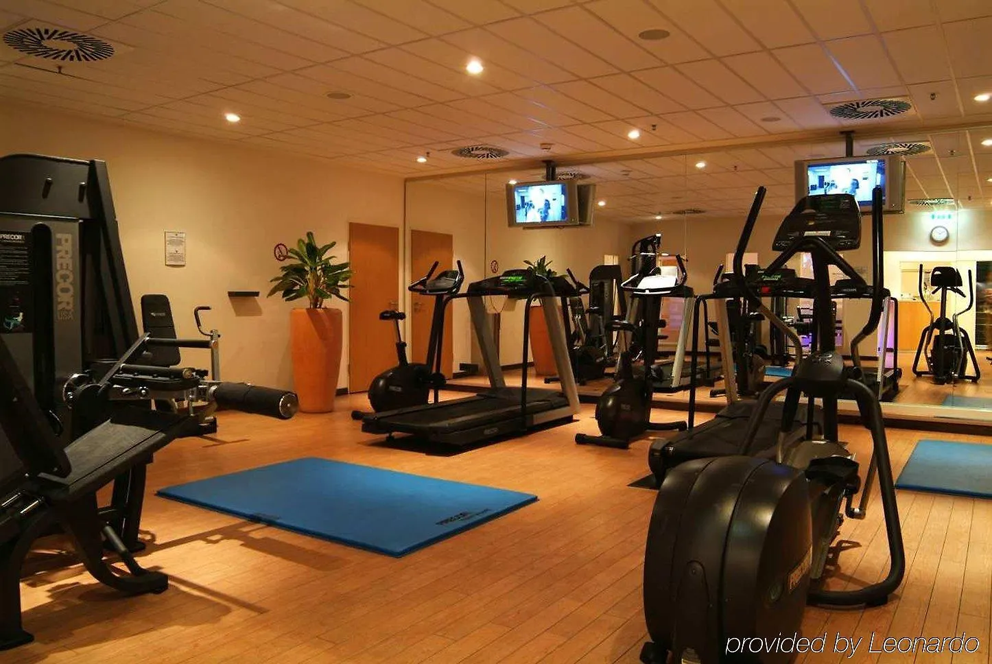 *****  Hilton Duesseldorf Hotel Germany
