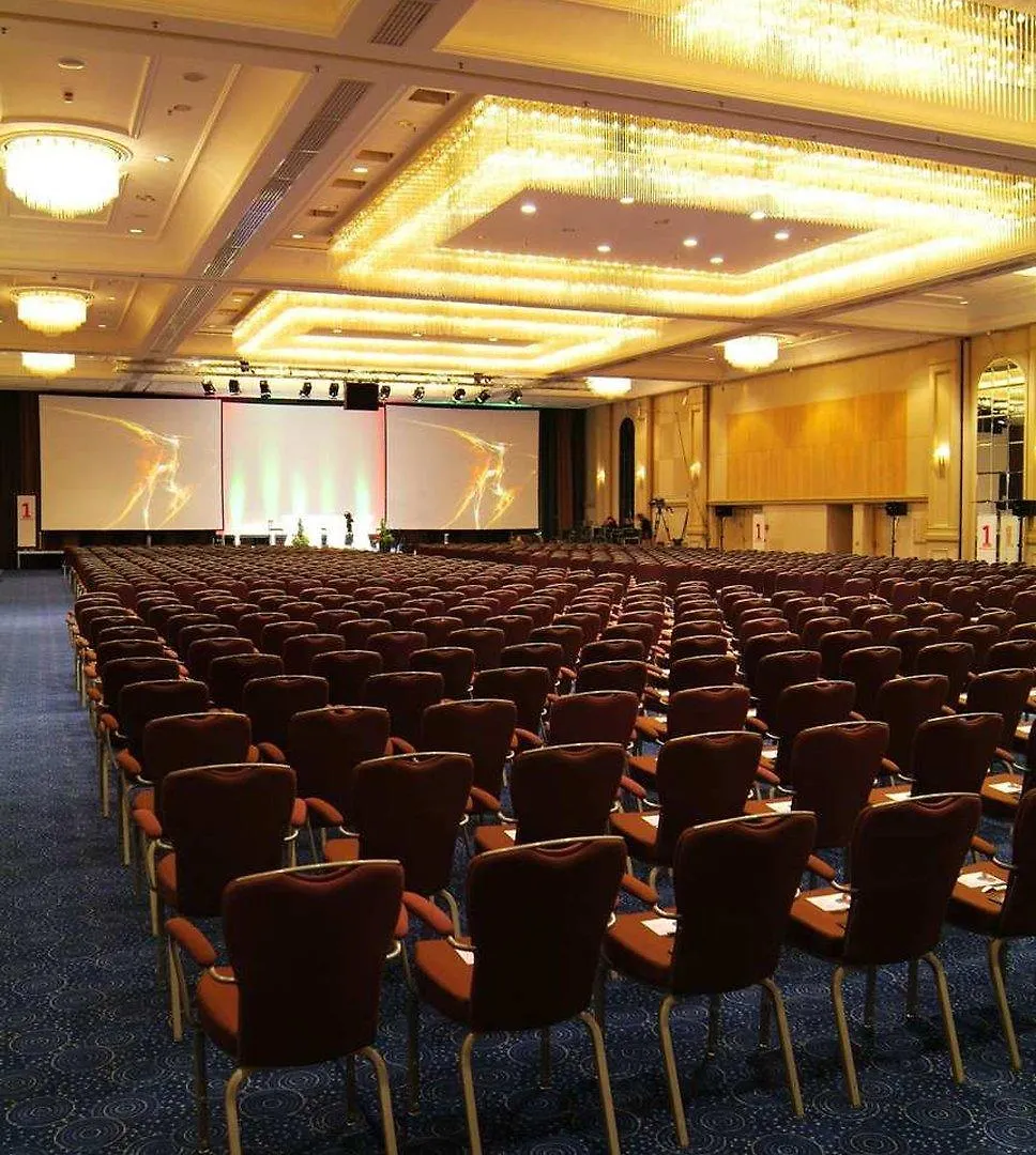 Hilton Düsseldorf Hotel